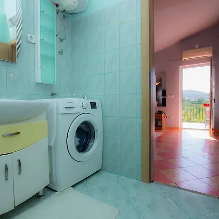 Zlatko Apartamento